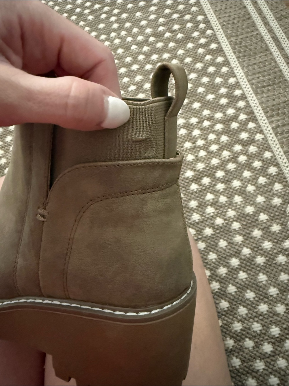 DV Dolce Vita Women’s “Rancher” Taupe Chelsea Lug Ankle Boots, Size 8 - Picture 9 of 10